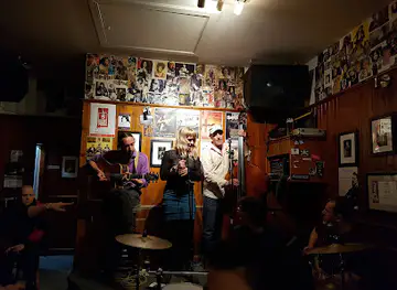 Market Bar