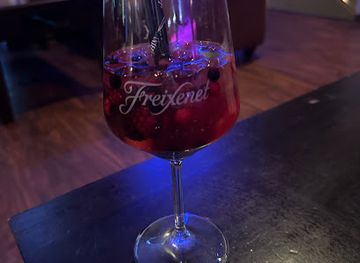 austria/vienna/simmering/nightclub/c-c-deluxe-cocktailbar