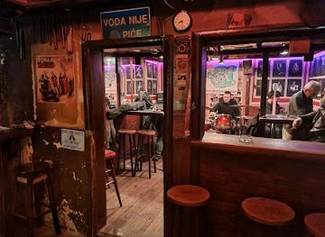 serbia/ada-ciganlija/nightclub/vox-blues-club