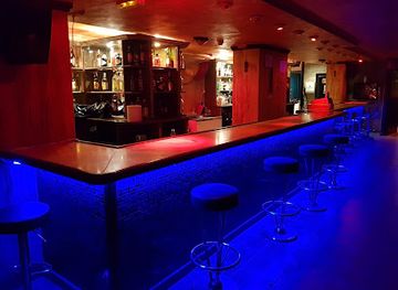 spain/costa-blanca/nightclub/top-show