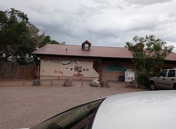 new-mexico/carson-national-forest/nightclub/los-caminos-bar