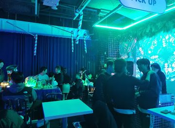 south-korea/incheon/chinatown/nightclub/paradise-on-earth