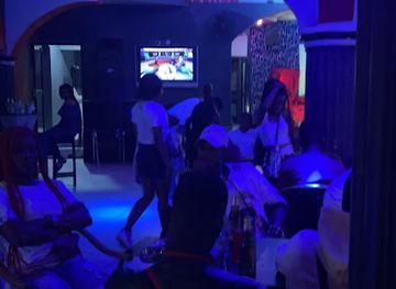 P-LAX LOUNGE