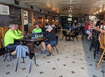 Sand Hills Lounge