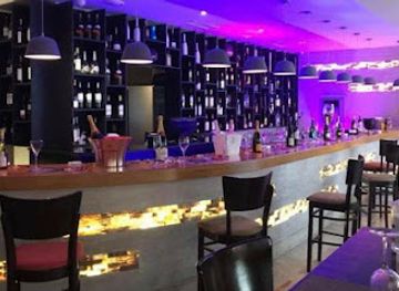 L'AMIRAL NIGHT CLUB
