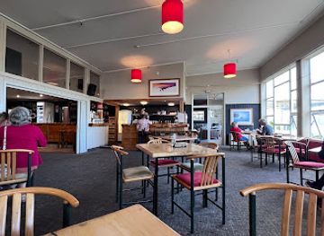 new-zealand/fox-glacier/nightclub/the-white-pub-cafe-bar