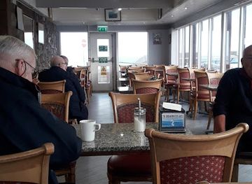 jersey/st-catherine-s-breakwater/nightclub/the-breakwater-cafe