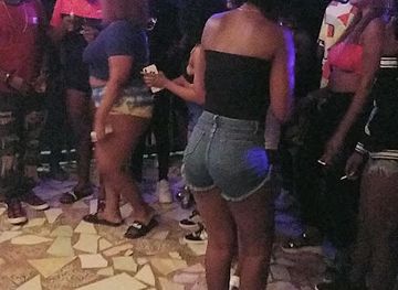 haiti/saint-marc/nightclub/taino-bar