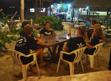 malaysia/perhentian-islands/nightclub/ohlala-divers