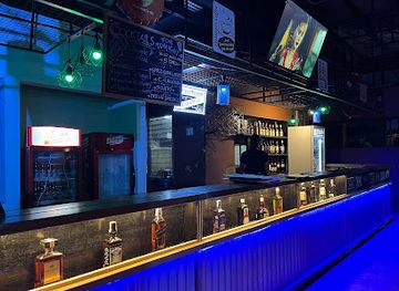 philippines/chocolate-hills/nightclub/dizu-family-ktv-restobar