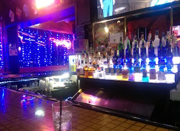 wisconsin/sheboygan/nightclub/rewind