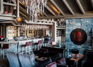 france/courchevel/nightclub/le-8611-bar-courchevel