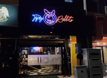 indonesia/south-sumatra/nightclub/tipsy-rabbits-lounge-resto