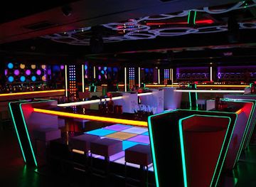 bulgaria/varna/asparuhovo/nightclub/plaza-night