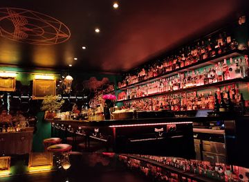 romania/sibiu/nightclub/house-of-ellixirz-cocktail-bar