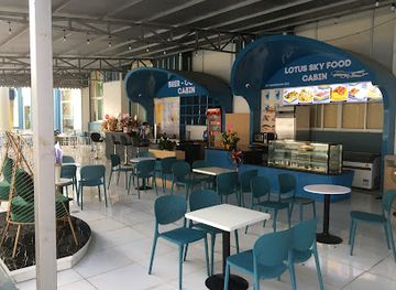 vietnam/ha-long/tuan-chau-island/nightclub/tuan-chau-complex