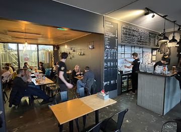 iceland/vík-í-mýrdal/nightclub/smiojan-brugghus