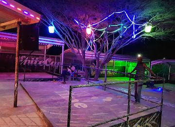 kenya/lake-turkana/nightclub/pomaide-carousel