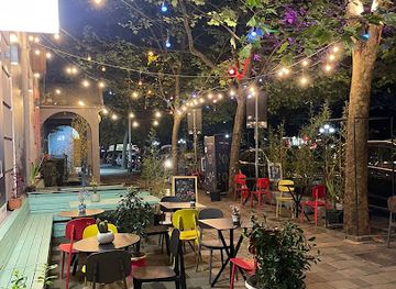 albania/tirana/skanderbeg-square/nightclub/underground-agimi