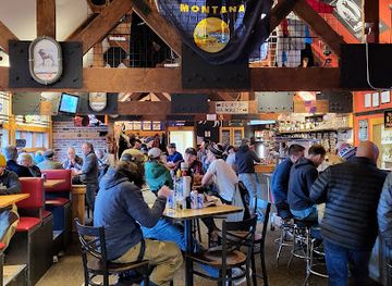 montana/big-sky-resort/nightclub/scissorbills-saloon