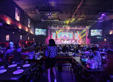 thailand/ubon-ratchathani/nightclub/tawandang-ubon-ratchathani