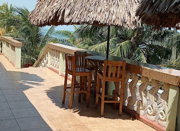 honduras/colon-region/nightclub/bahama-s-discotec