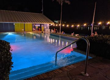 the-bahamas/lucaya/nightclub/bones-bar