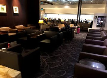 singapore/changi/nightclub/silverkris-lounge