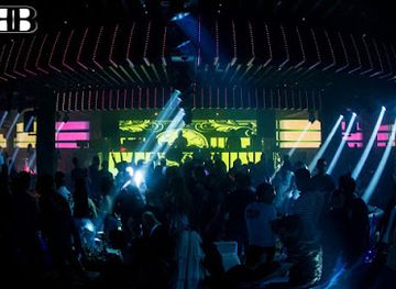 Bling Bling Luxury Club