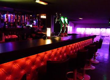 THE WHITE RABBIT - Nightclub