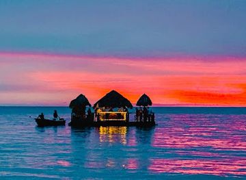 nicaragua/corn-islands/nightclub/sunset-floating-bar
