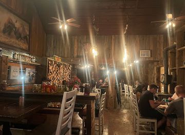 utah/mt-carmel/nightclub/cordwood