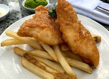 brunei/jerudong/nightclub/pool-deck