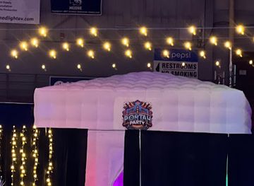 maine/augusta/nightclub/portahparty-inflatable-nightclub-experience