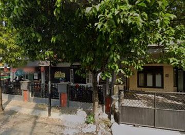 indonesia/semarang/simpang-lima/nightclub/endang-eatery-and-co