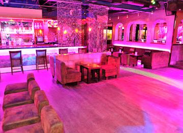 46 Lounge