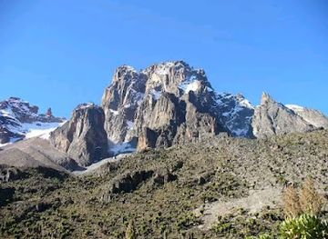 kenya/marsabit-national-park/nightclub/mountain-bar-restaurant