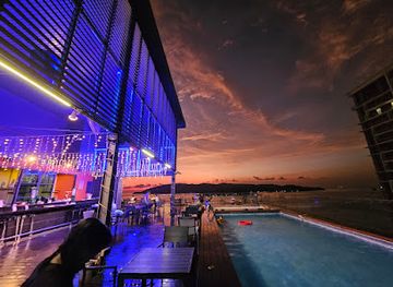 malaysia/kota-kinabalu/downtown-kota-kinabalu/nightclub/sky-blu-bar