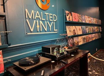 michigan/petoskey/nightclub/malted-vinyl