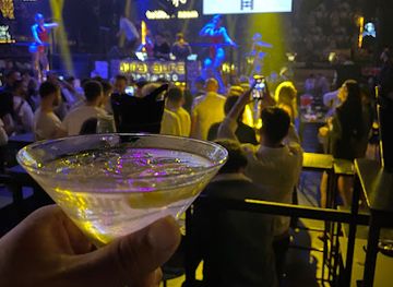 turkiye/antalya/kemer/nightclub/white-bar-aura-club-kemer