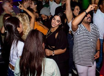 VI Muscat Club