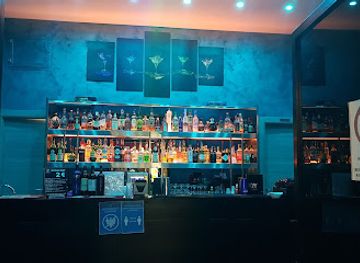 italy/naples/chiaia/nightclub/39-napoli