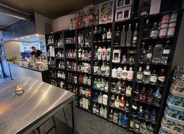 belgium/bruges/nightclub/brugse-gin-club