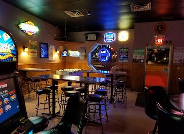 Crow Bar & Casino Lounge