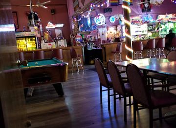 illinois/aurora/nightclub/miss-lee-s