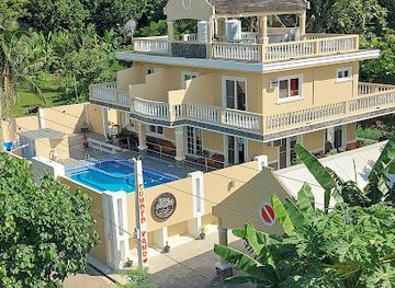 philippines/batanes/nightclub/dive-batanes-lodge-restaurant