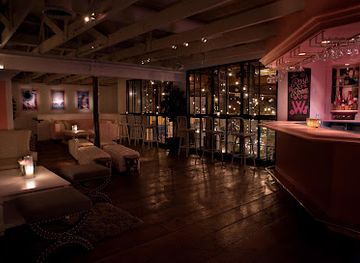 california/hollywood/hollywood-hills/nightclub/warwick