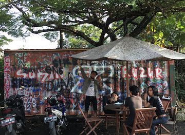 indonesia/banten/nightclub/sokin-ruzur