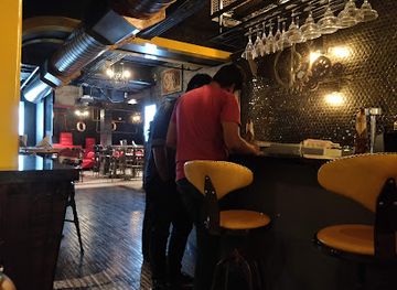 Lower Deck Bar & Nightclub