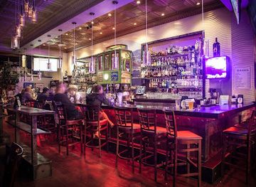 california/san-francisco/union-square/nightclub/sam-s-cable-car-lounge